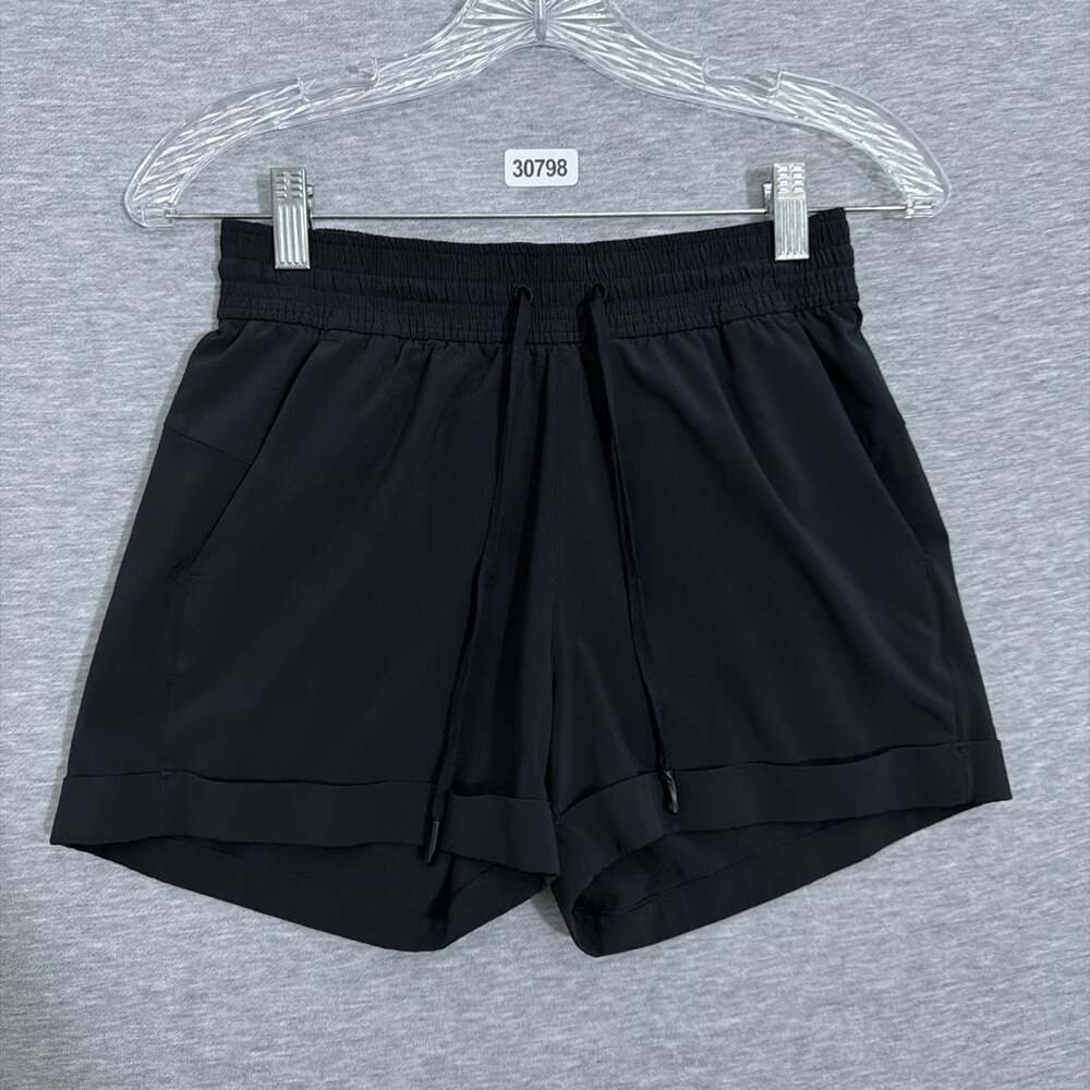 Lululemon Women's 4 Black Drawstring Cuffed Shorts With Drawstring 3"